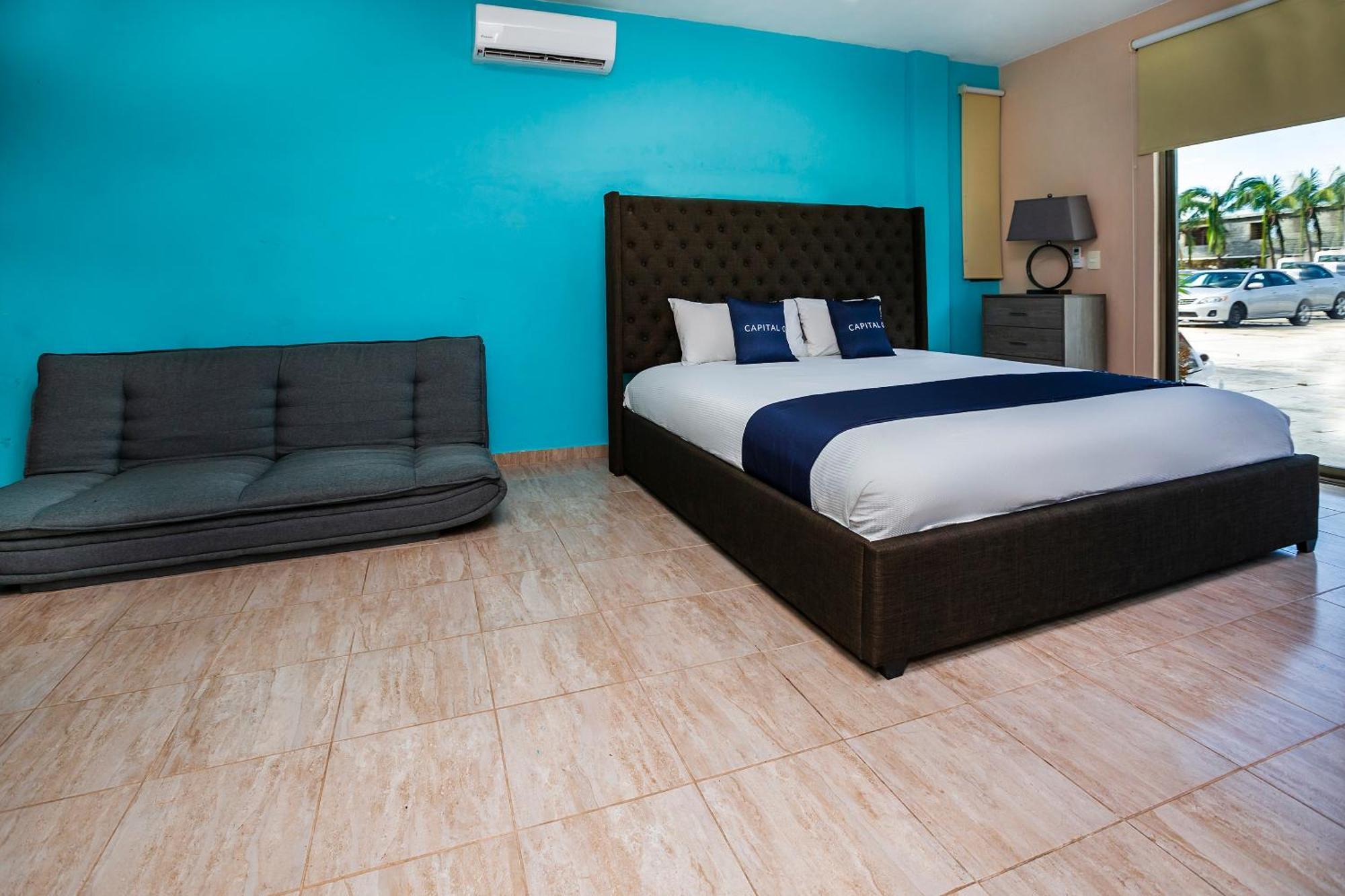 Capital O Cancun International Airport 24 7 Exteriér fotografie